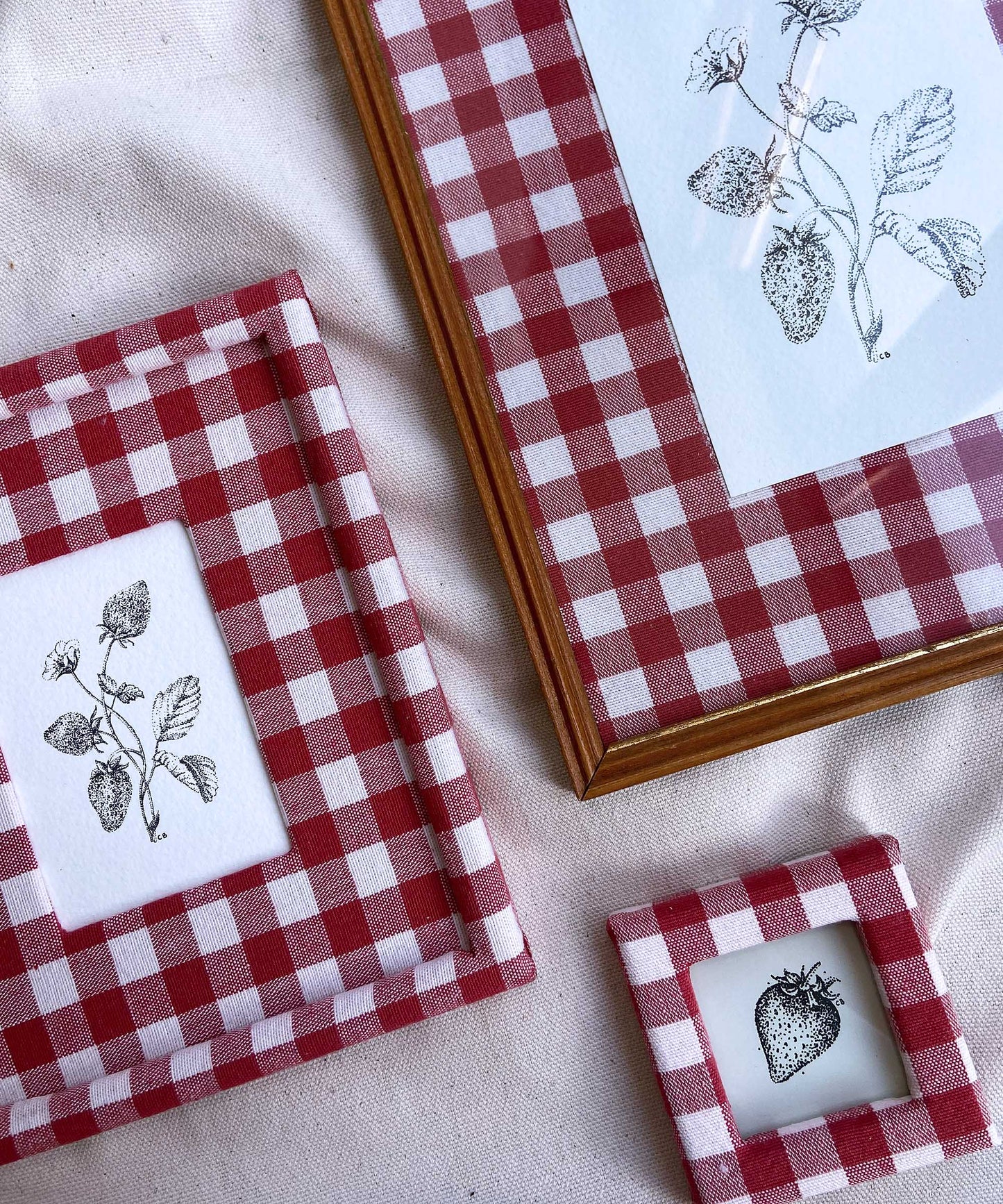 Gingham Strawberry Print